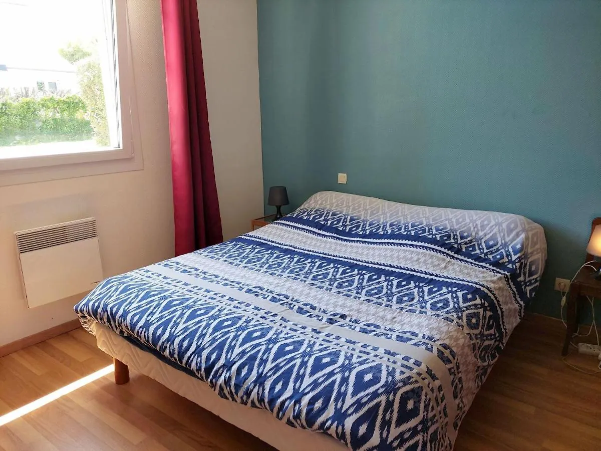 Single Storey Holiday Home Near The Beach, Santec France