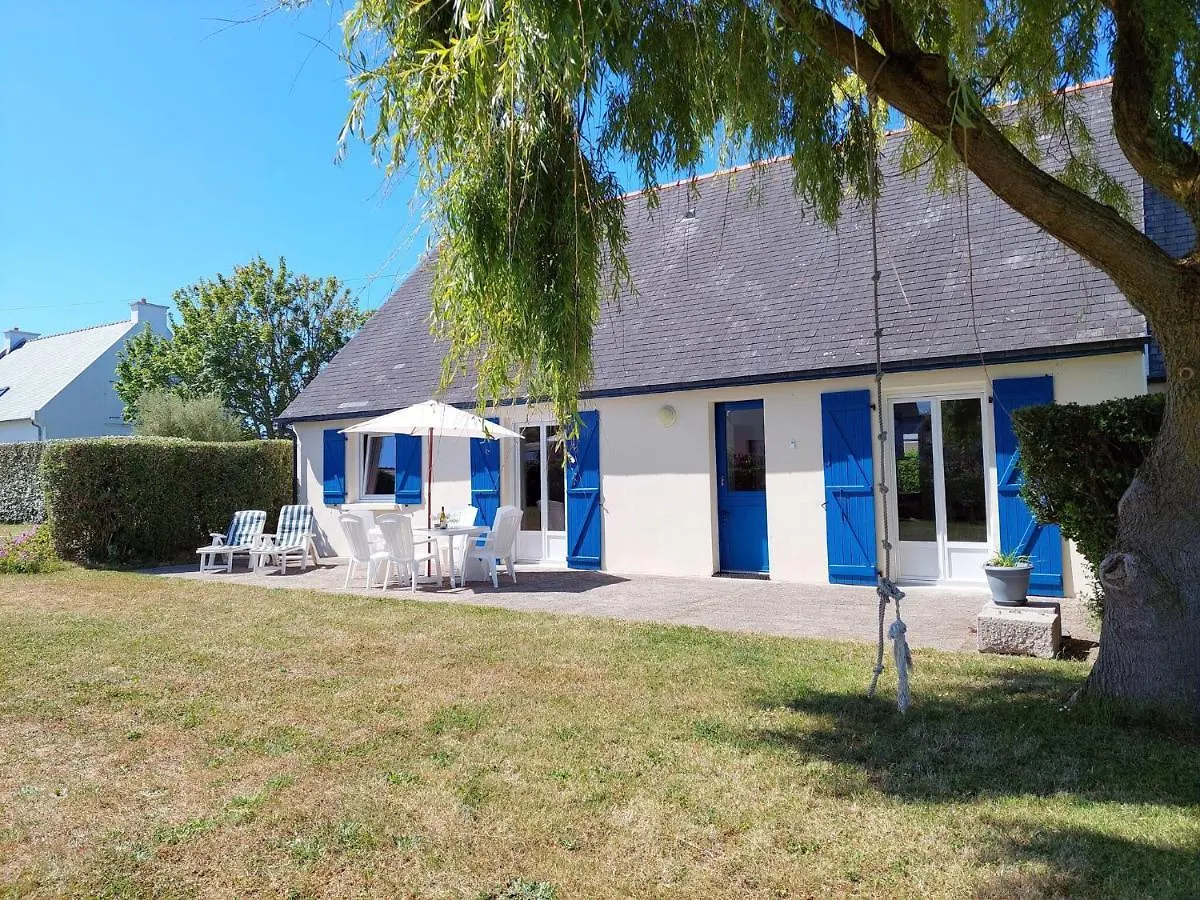 Single Storey Holiday Home Near The Beach, Santec 0*,  France