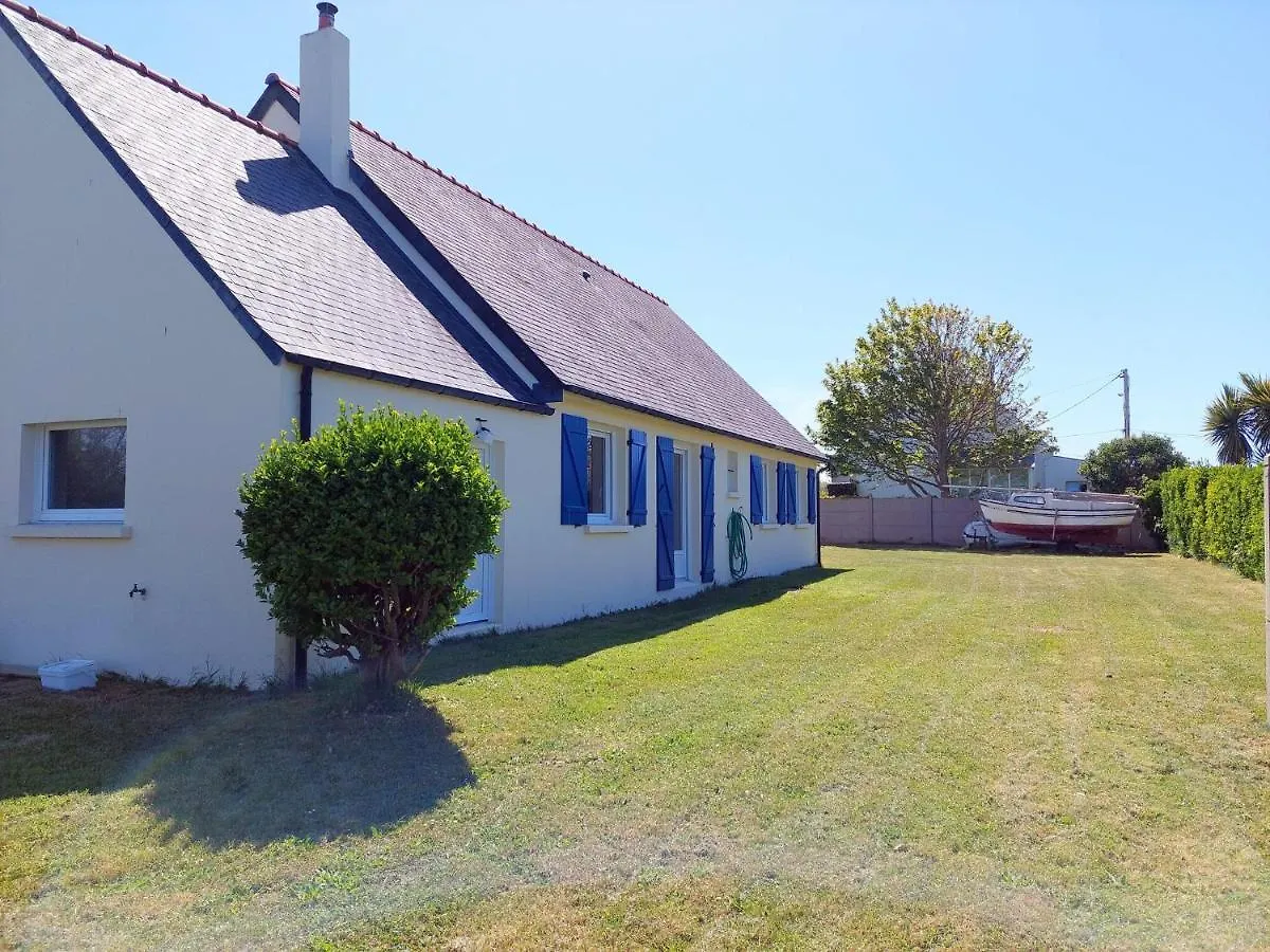 Single Storey Holiday Home Near The Beach, Santec