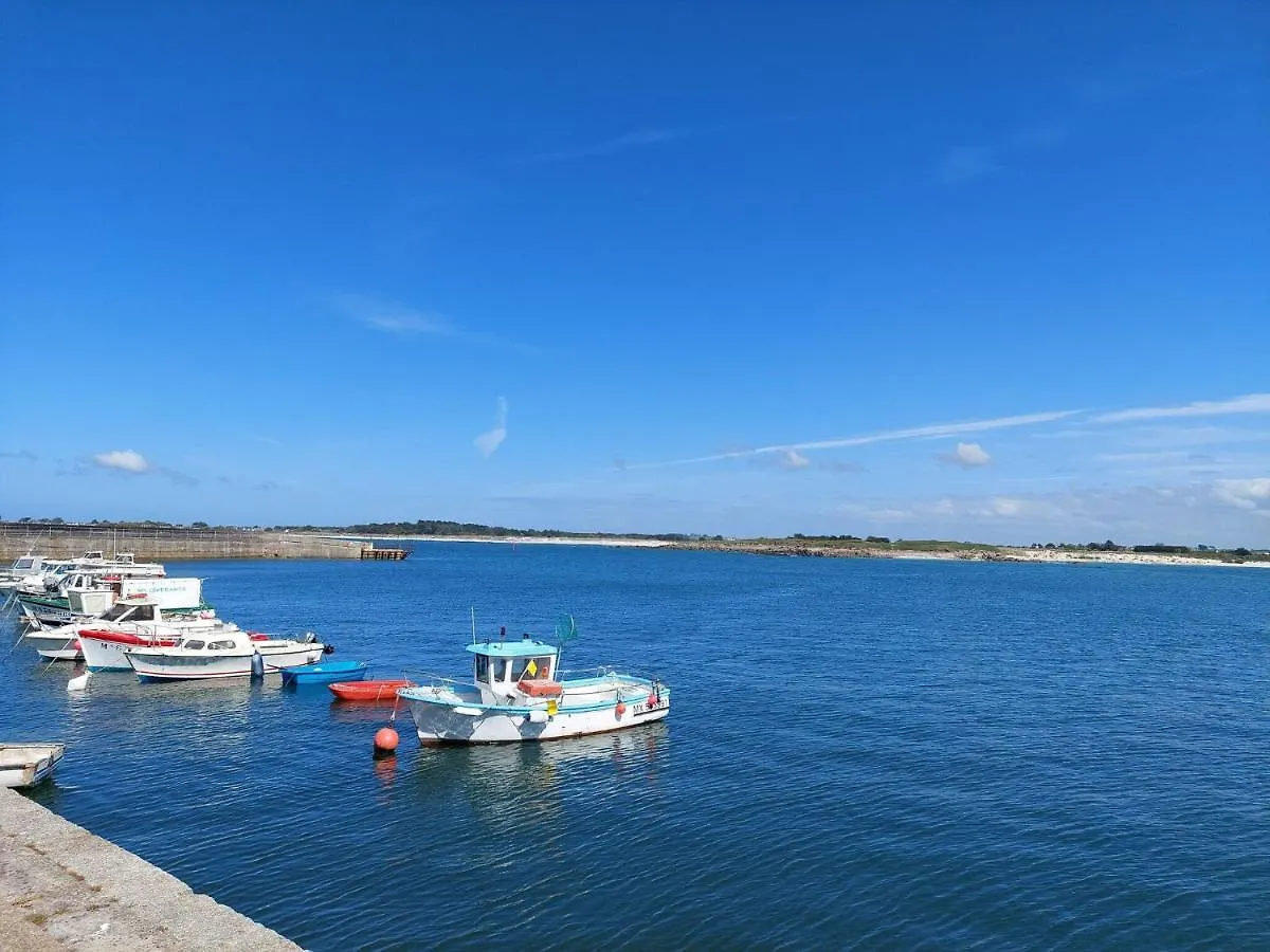 Single Storey Holiday Home Near The Beach, Santec