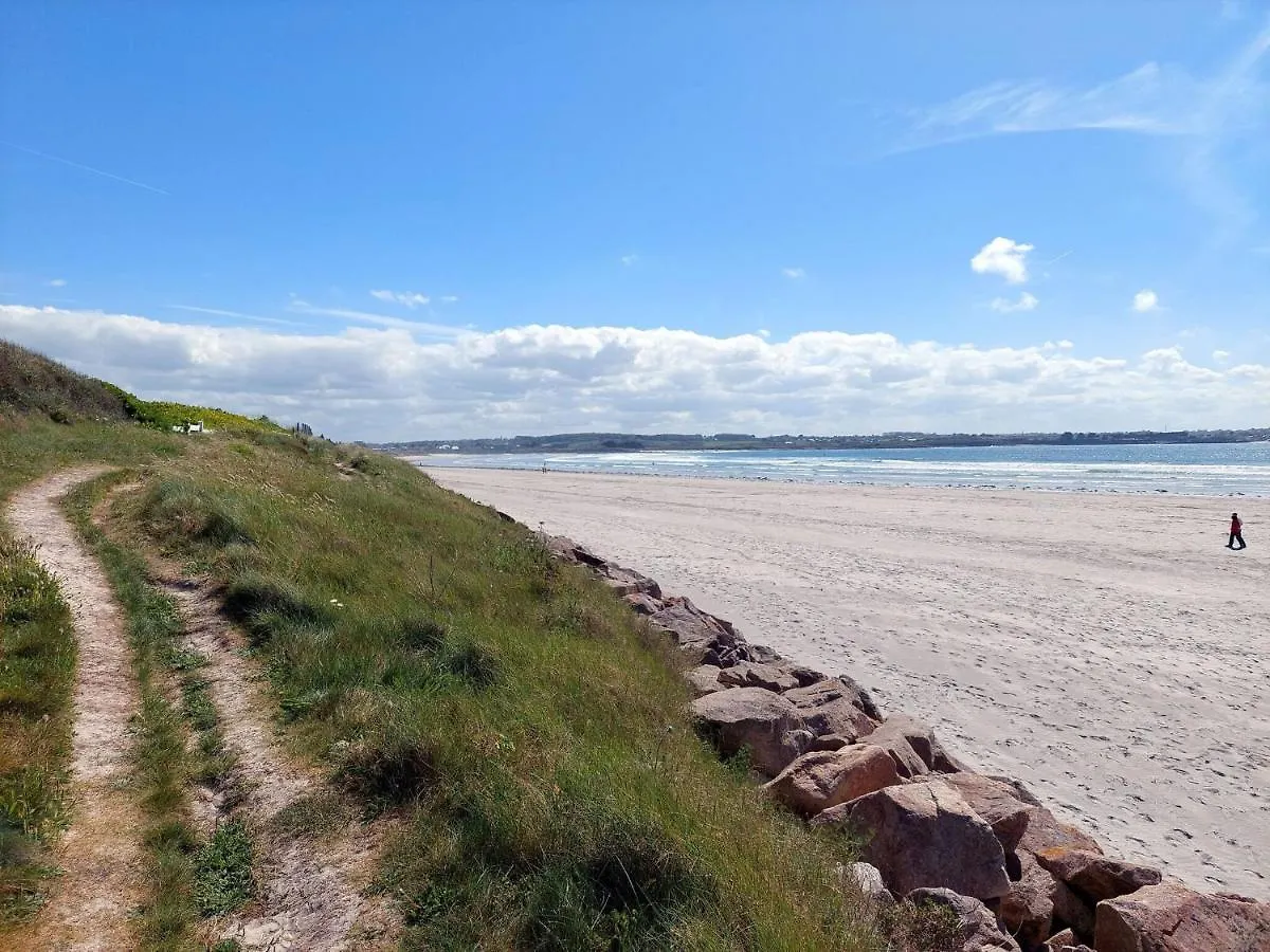 Single Storey Holiday Home Near The Beach, Santec