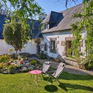 Les Roses Bed & Breakfast